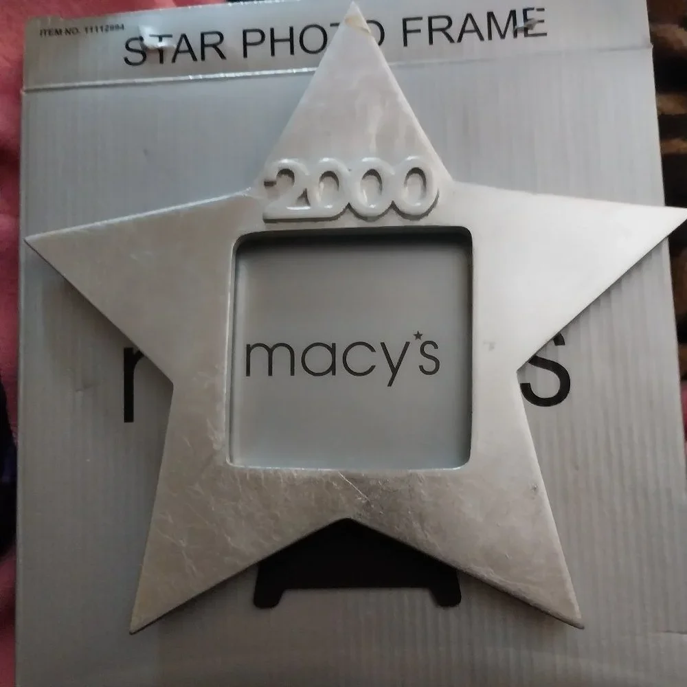 Millenial Star Photo Frame | OS